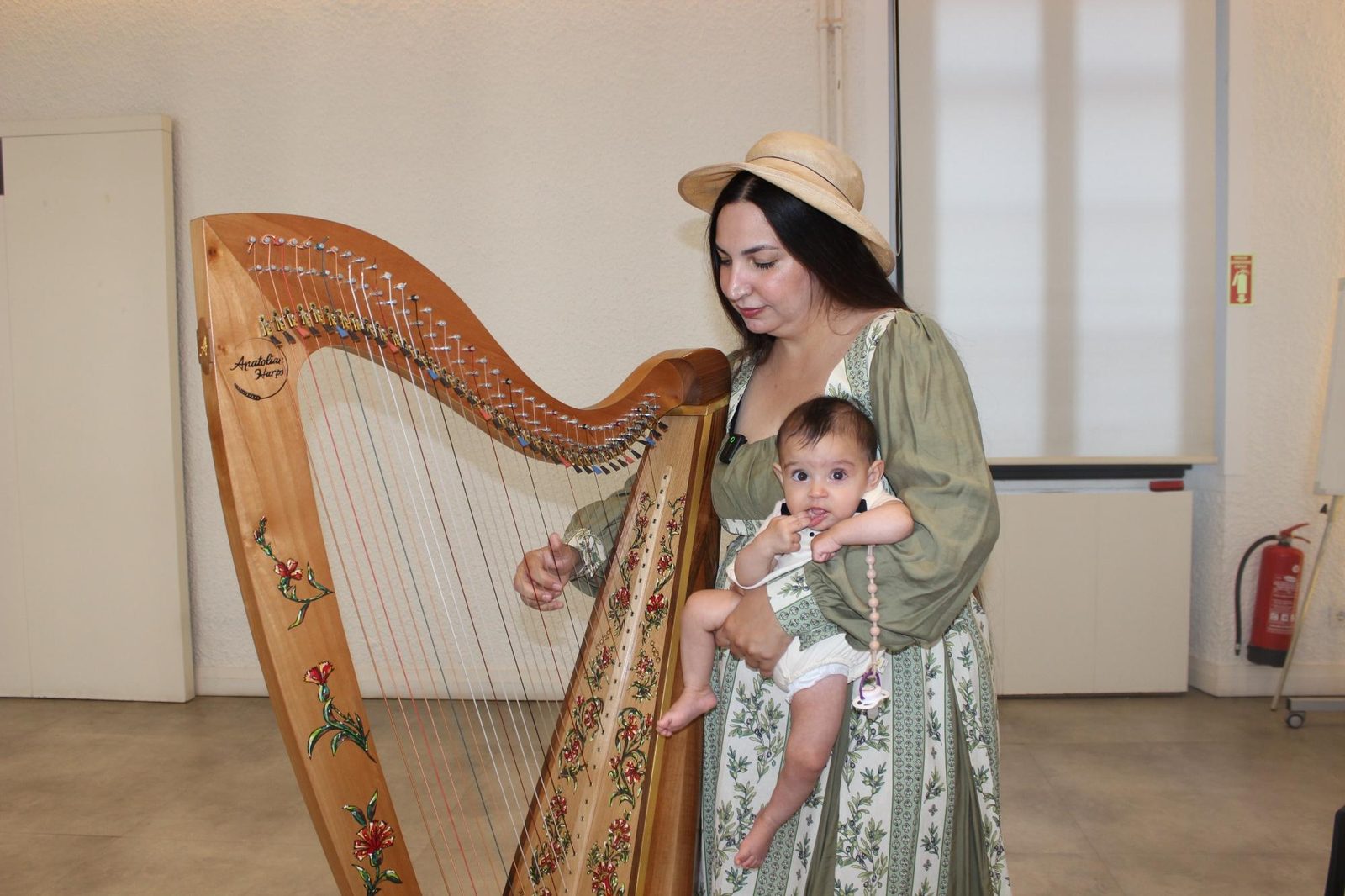 Anatolian Harps el boyaması lever arp